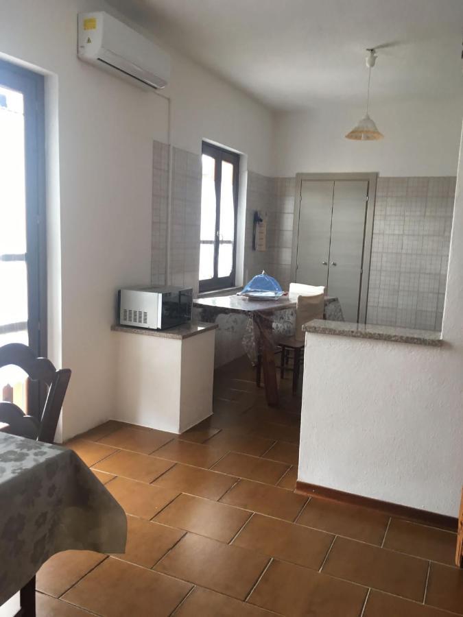 B&B Mideri Urzulei Екстериор снимка